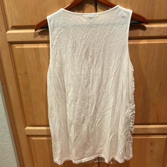 XCVI size small, white crochet tunic top/cover-up on the beach sleeveless - Picture 3 of 7